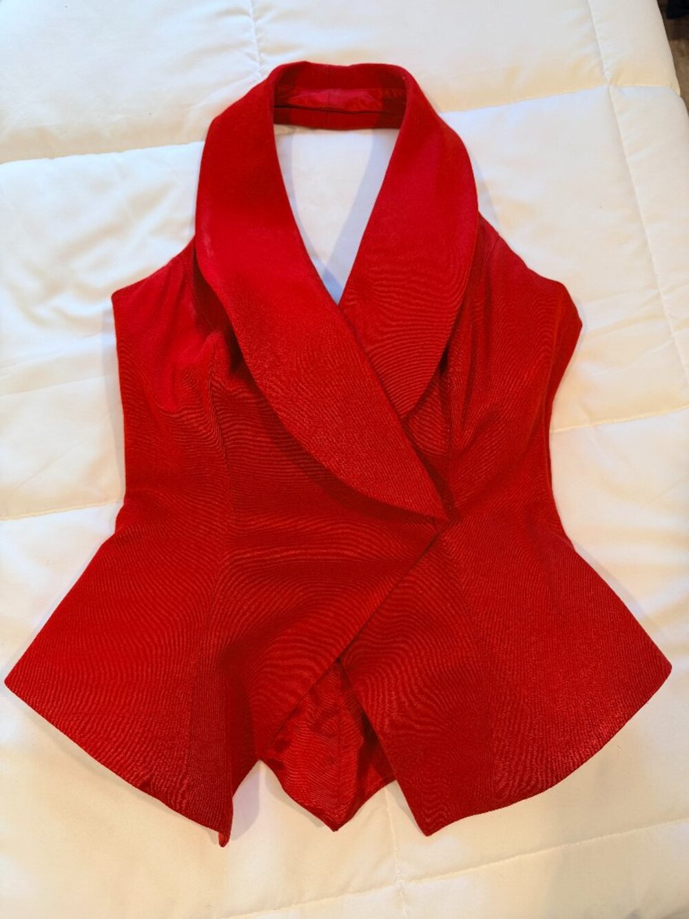 En Francais Huey Waltzer Vintage Red Shawl Collar Vest Top 6 Peplum Sleeveless